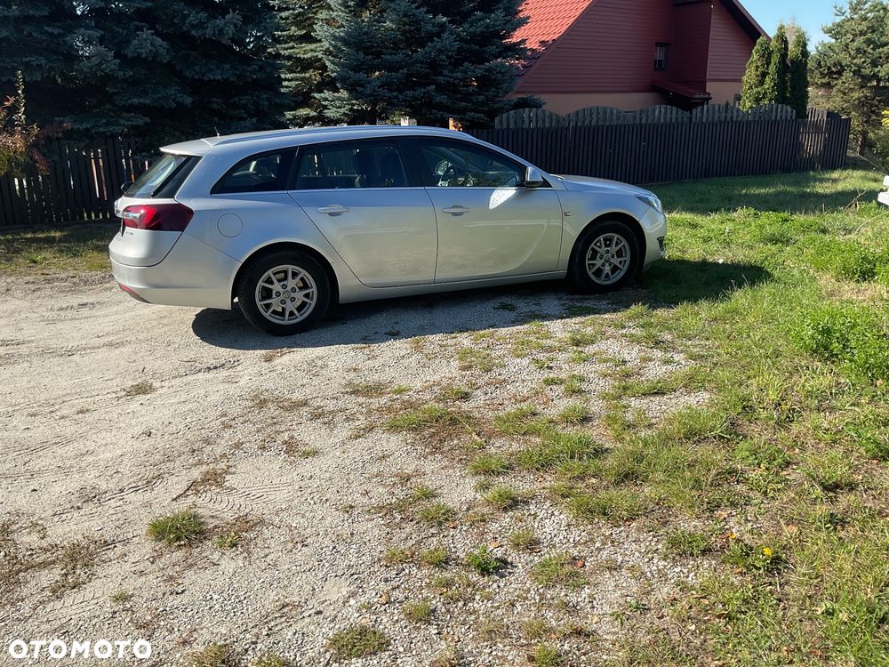 Opel Insignia - 15