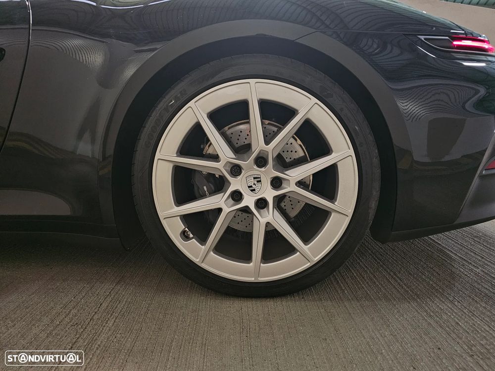 Porsche 911 (992) Carrera PDK - 26