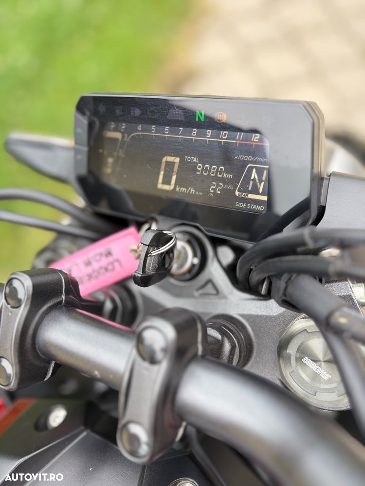 Honda CB 125R - 6