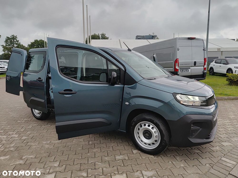 Opel Combo Cargo Combo Cargo L2 Załogowy 1.5 Diesel 131 KM AT8 - 17
