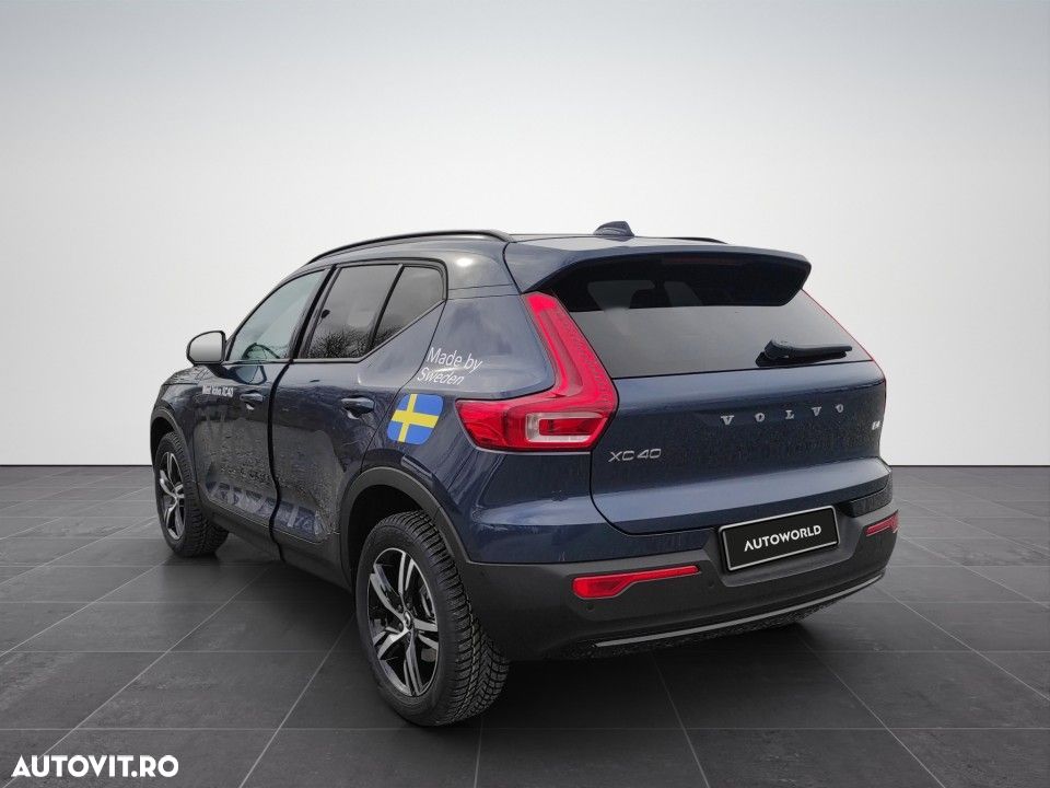 VOLVO XC40 2025 — imagine 3