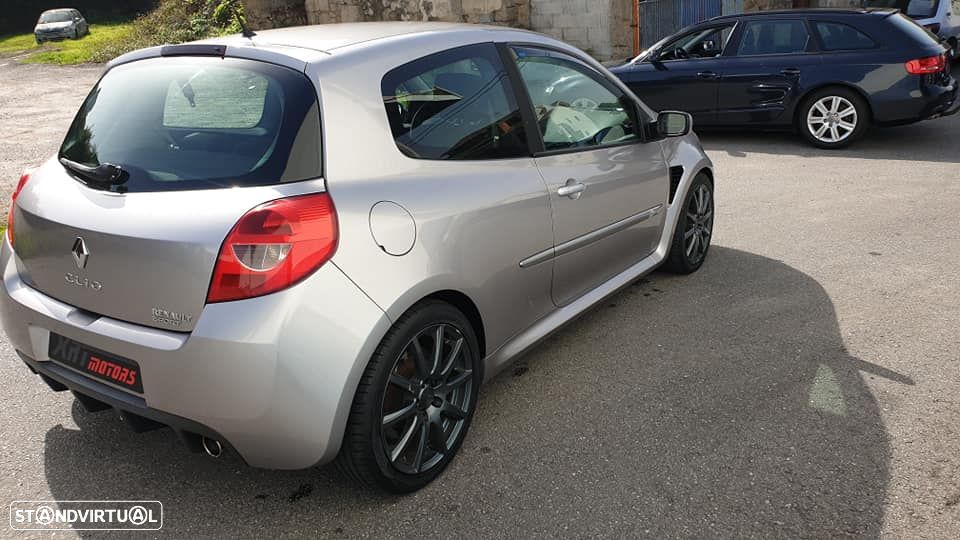 Renault Clio 2.0 16V Sport - 18