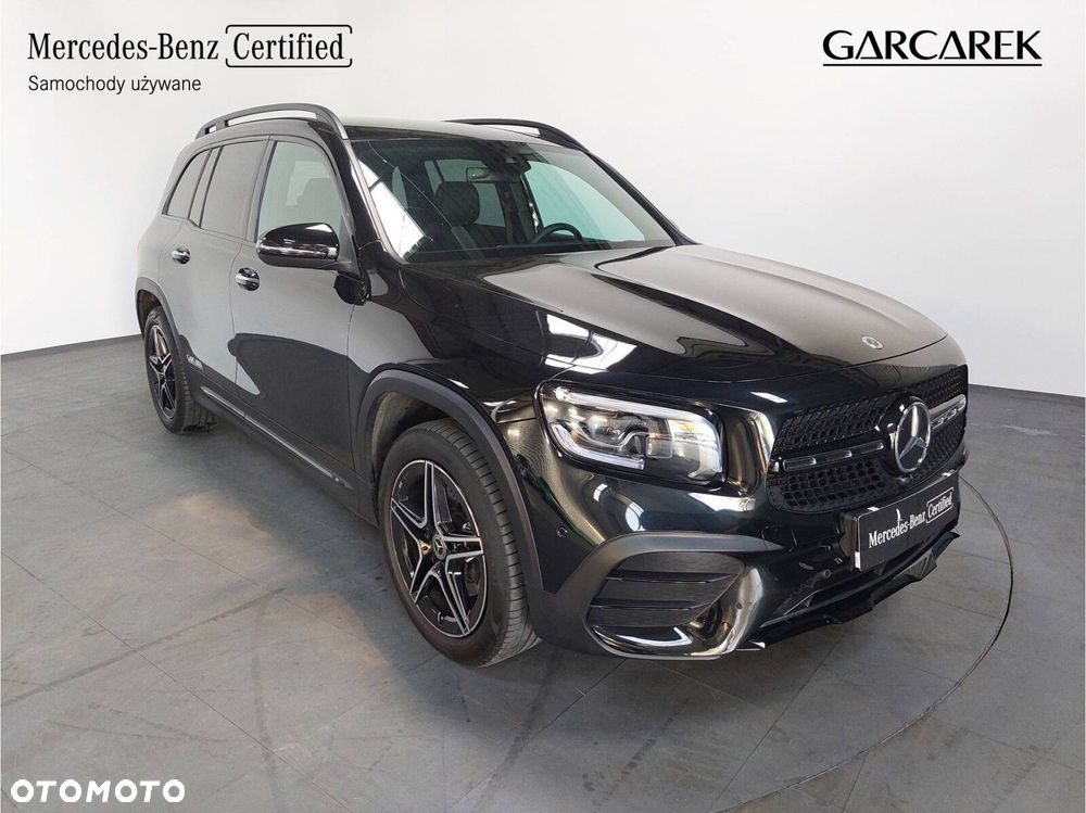 Mercedes-Benz GLB 200 4-Matic AMG Line 8G-DCT - 2