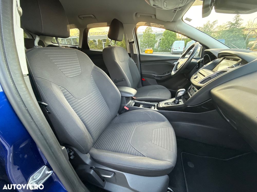 Ford Focus - 27