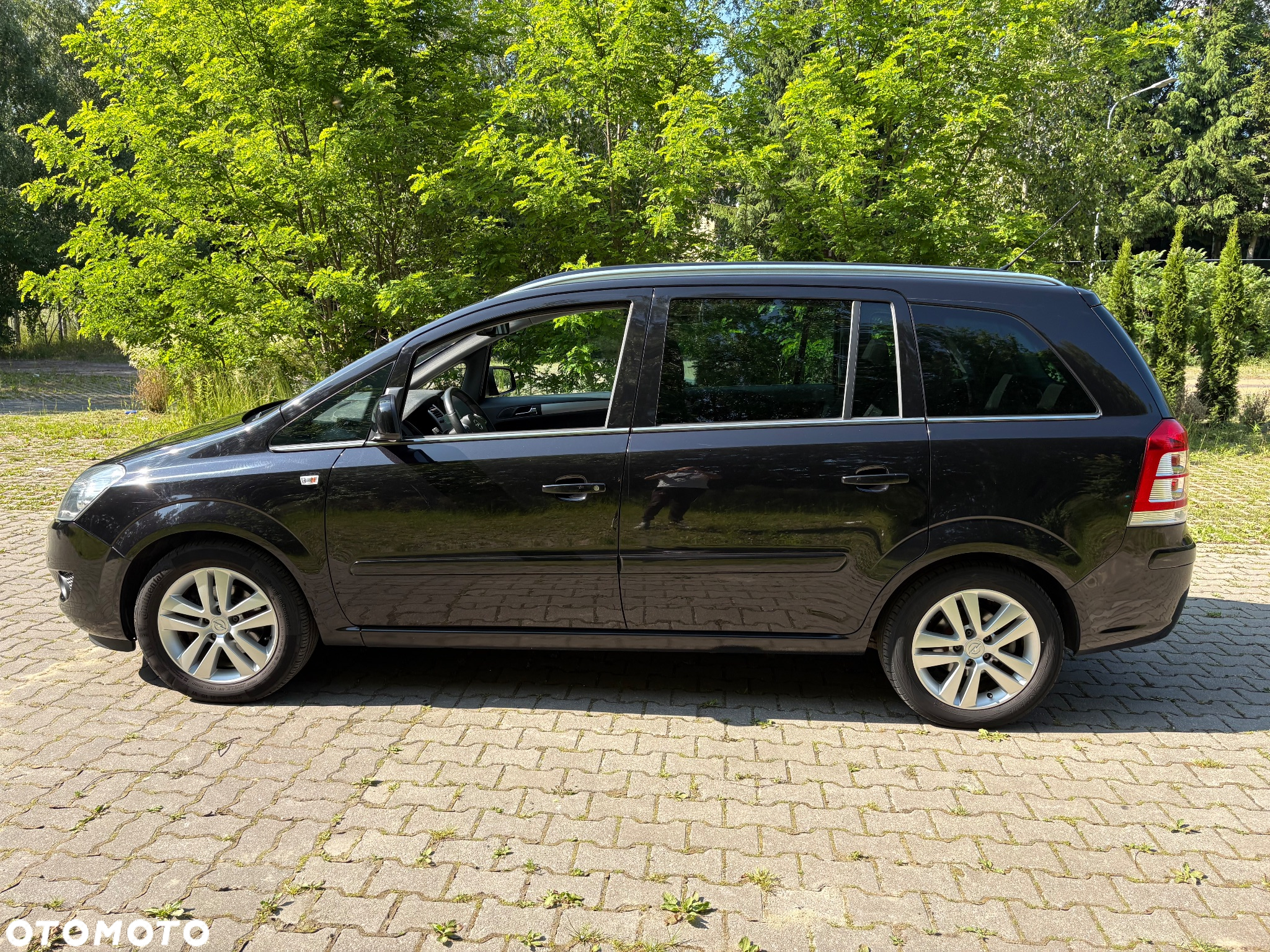 Opel Zafira 1.8 Design Edition - 39