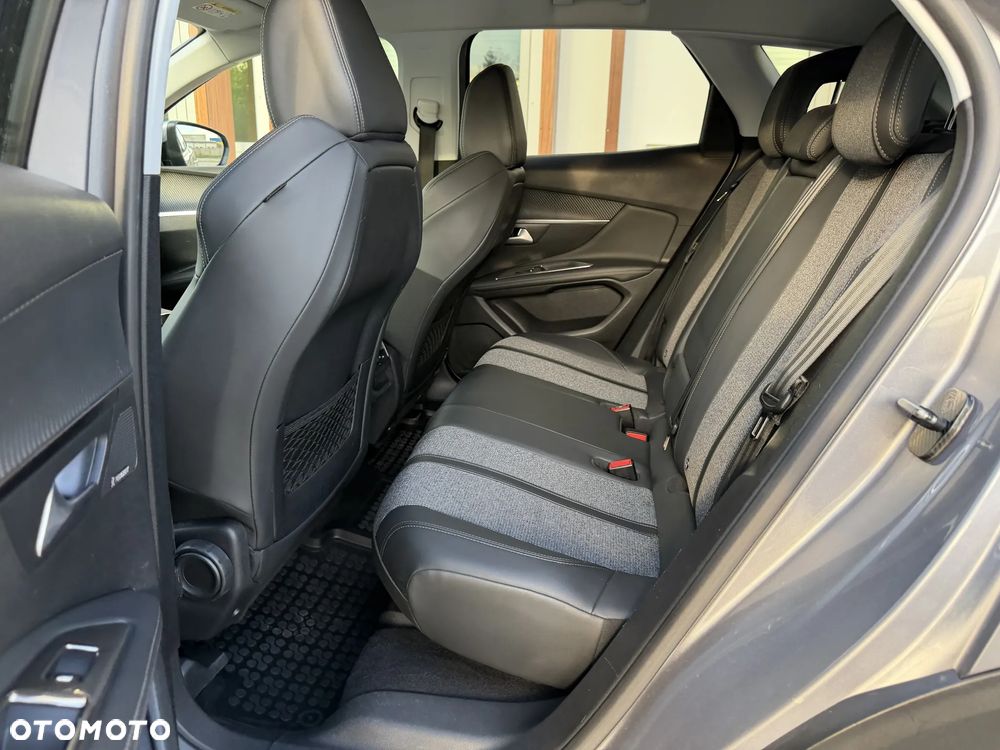 Peugeot 3008 BlueHDi 130 Stop & Start EAT8 Allure - 13