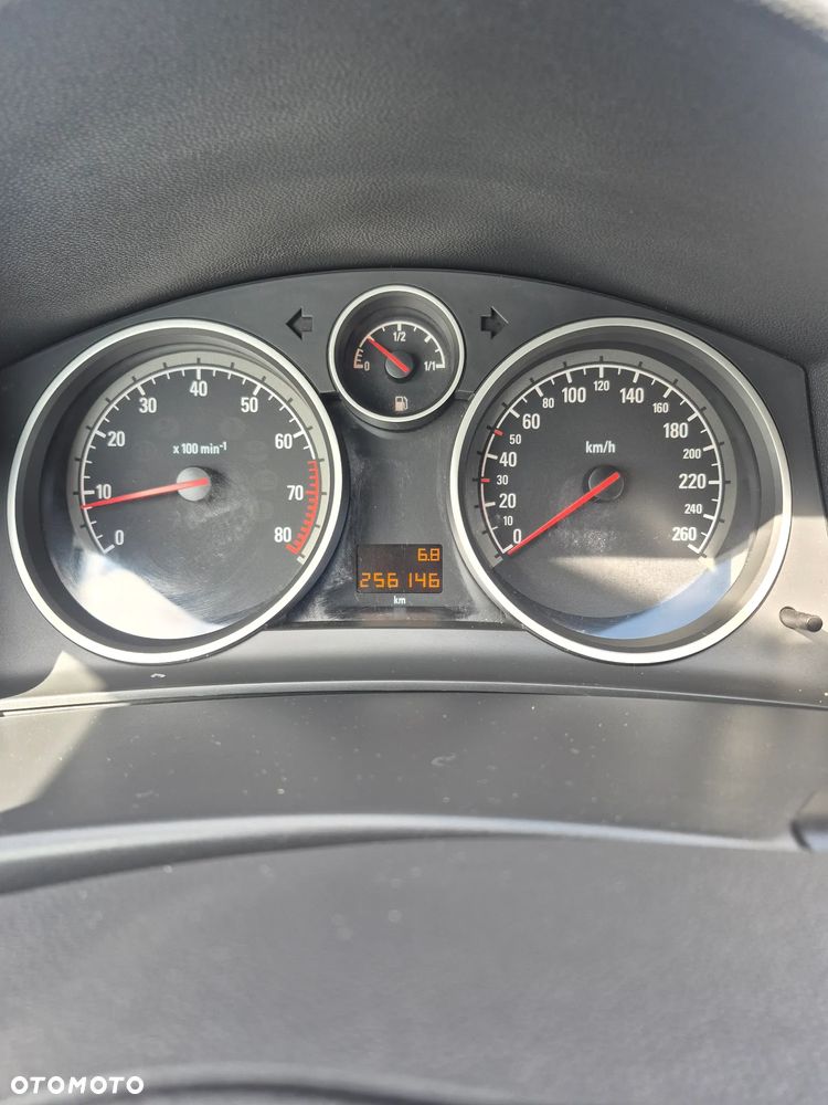 Opel Astra - 10