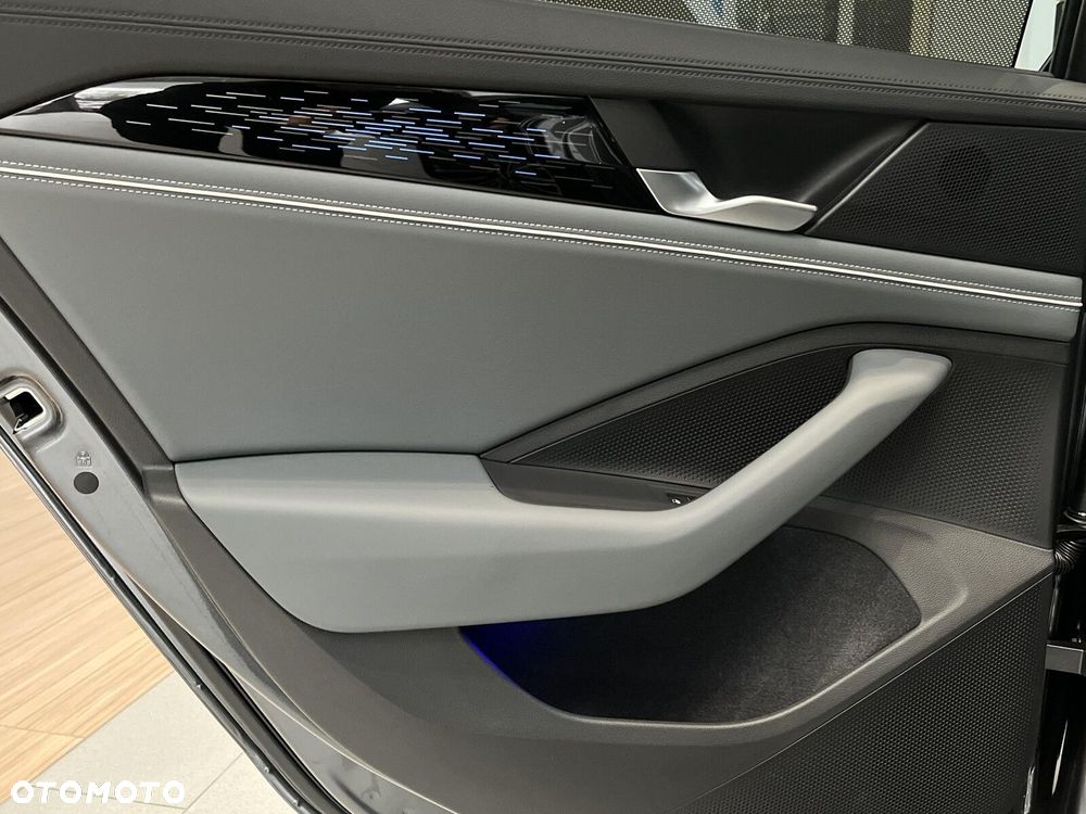 Volkswagen Passat - 21