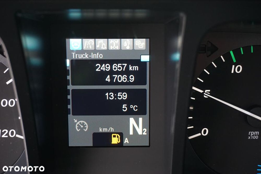 Mercedes-Benz / AROCS / 2651 / 6 X 4 / FASSI F 455 / WYS. 14,6 M / PILOT - 13