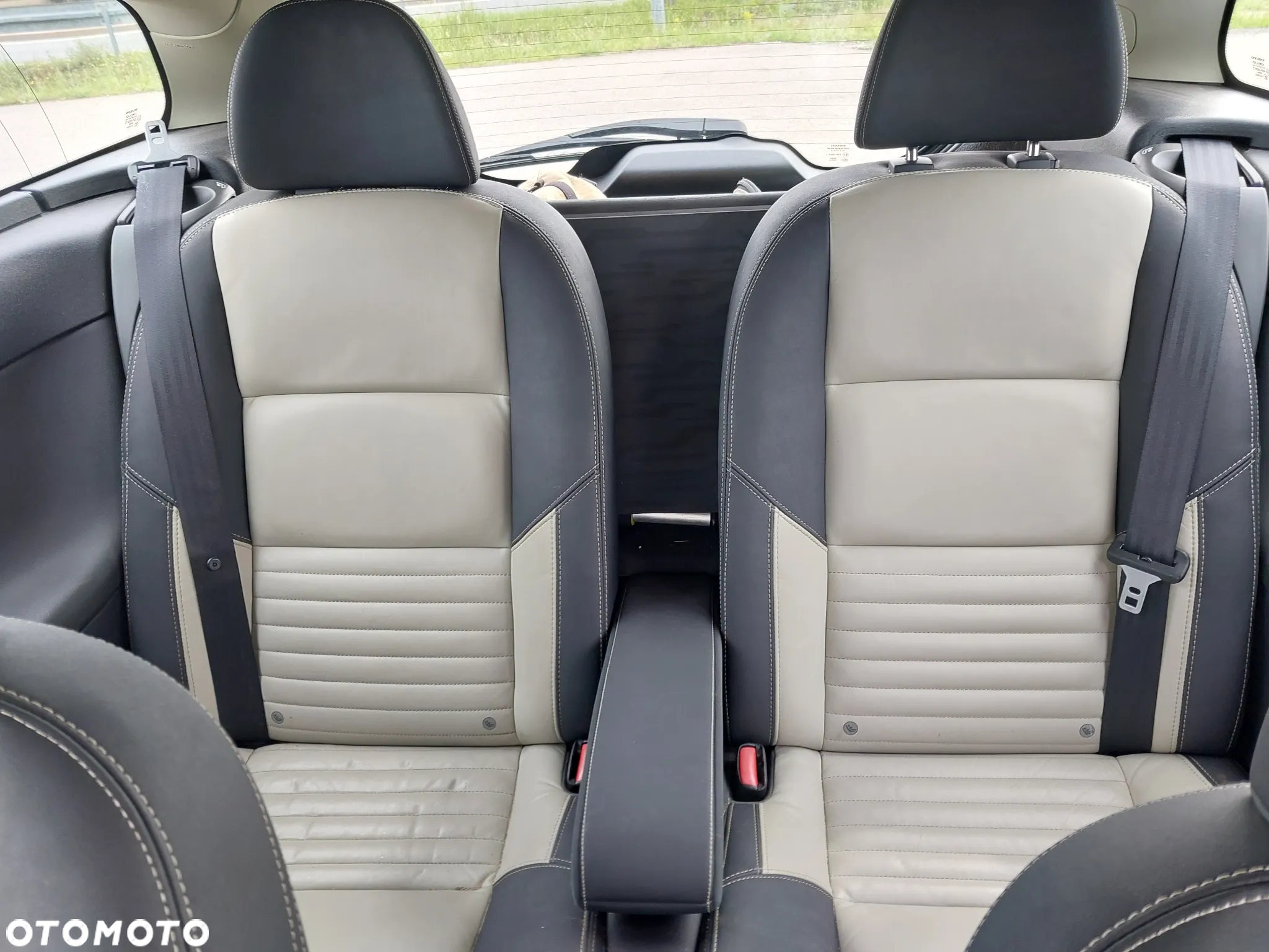 Volvo C30 D2 R-Design - 20
