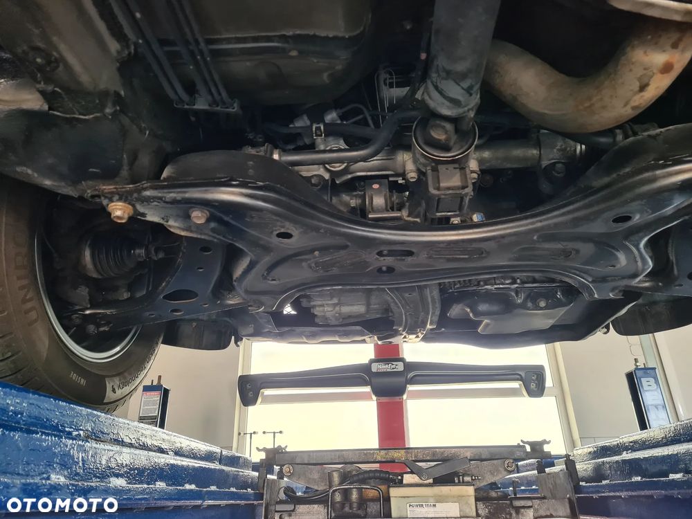 Toyota RAV4 D-4D 4x4 Edition - 23