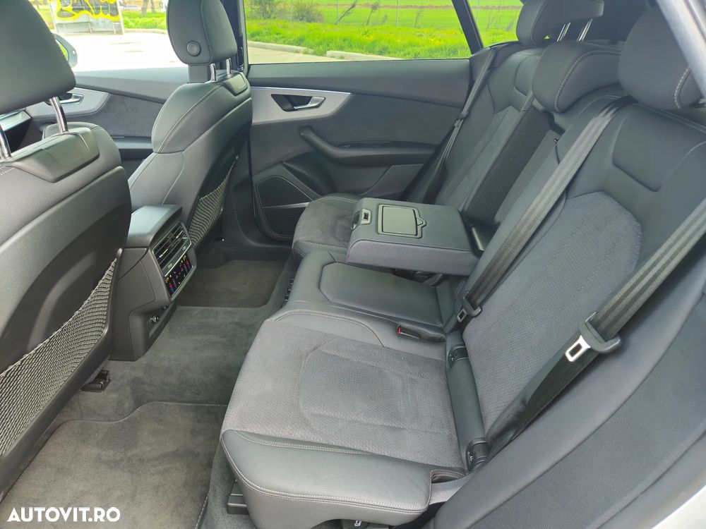 Audi Q8 55 TFSI quattro Tiptronic MHEV - 15