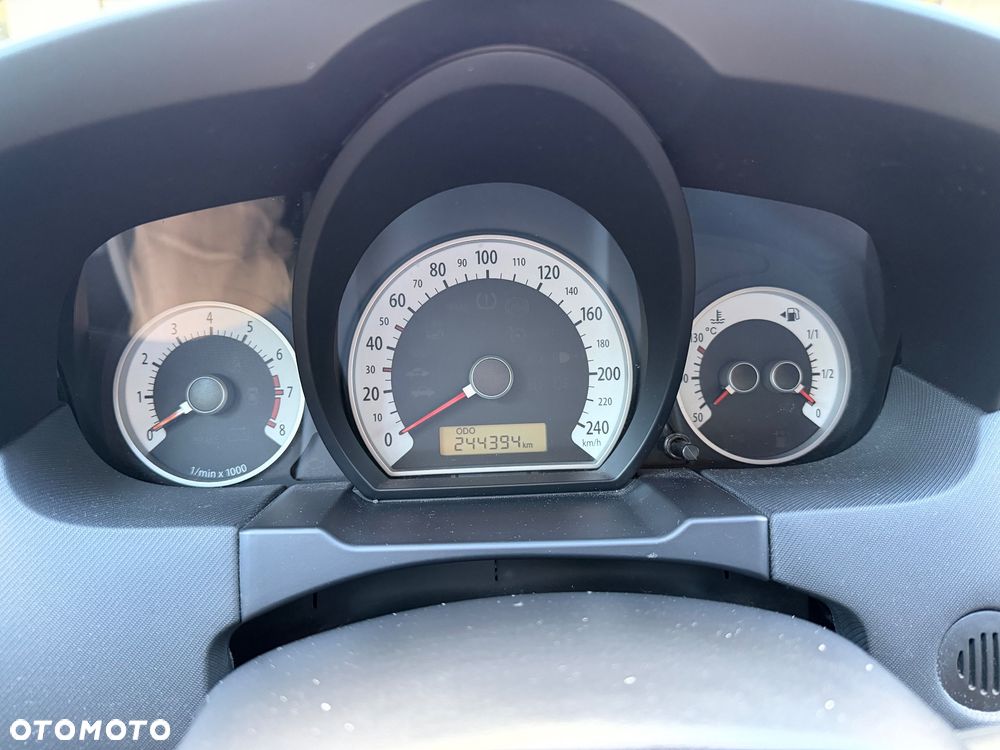 Kia Ceed - 14