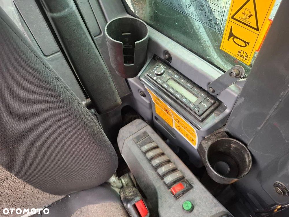 Komatsu PW138 MR - 15