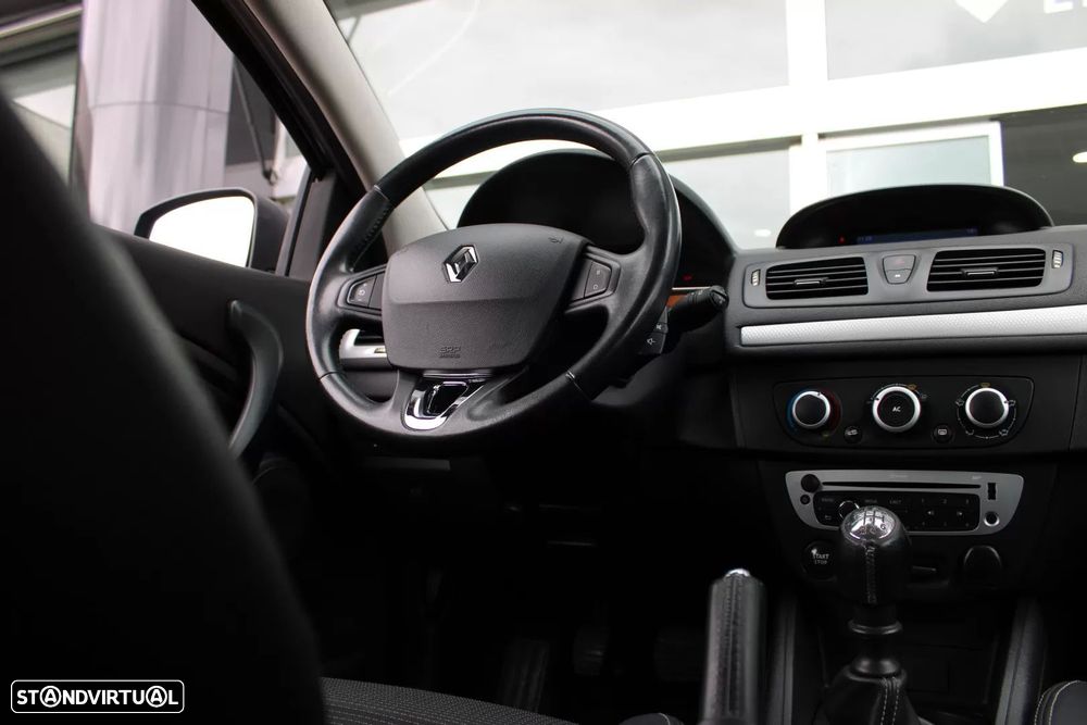 Renault Mégane Coupe 1.5 dCi GT Line SS - 6