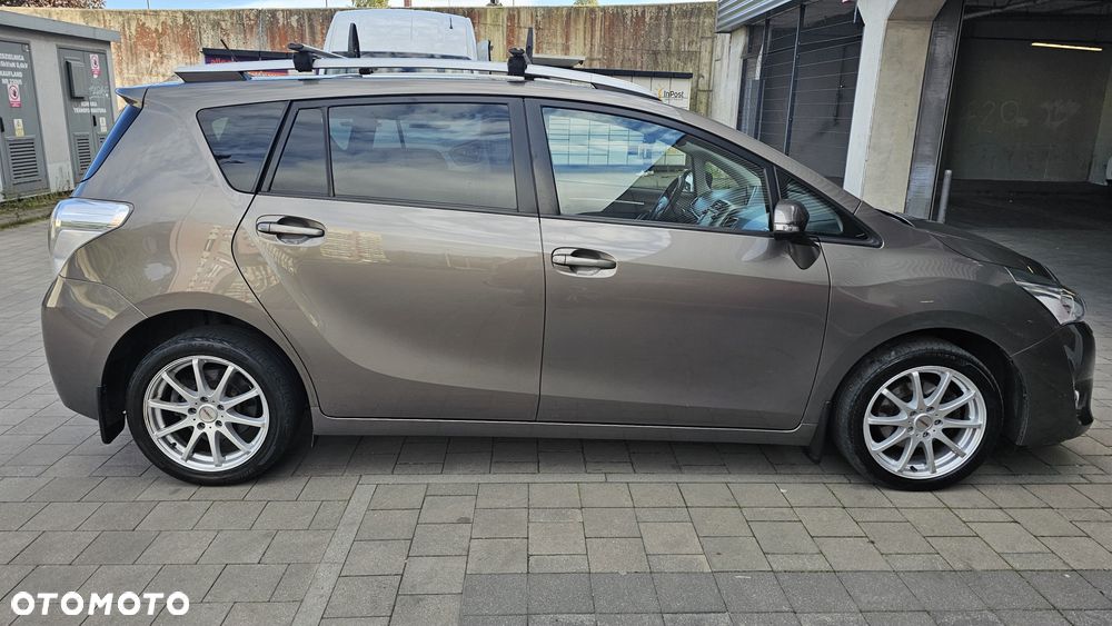 Toyota Verso - 7