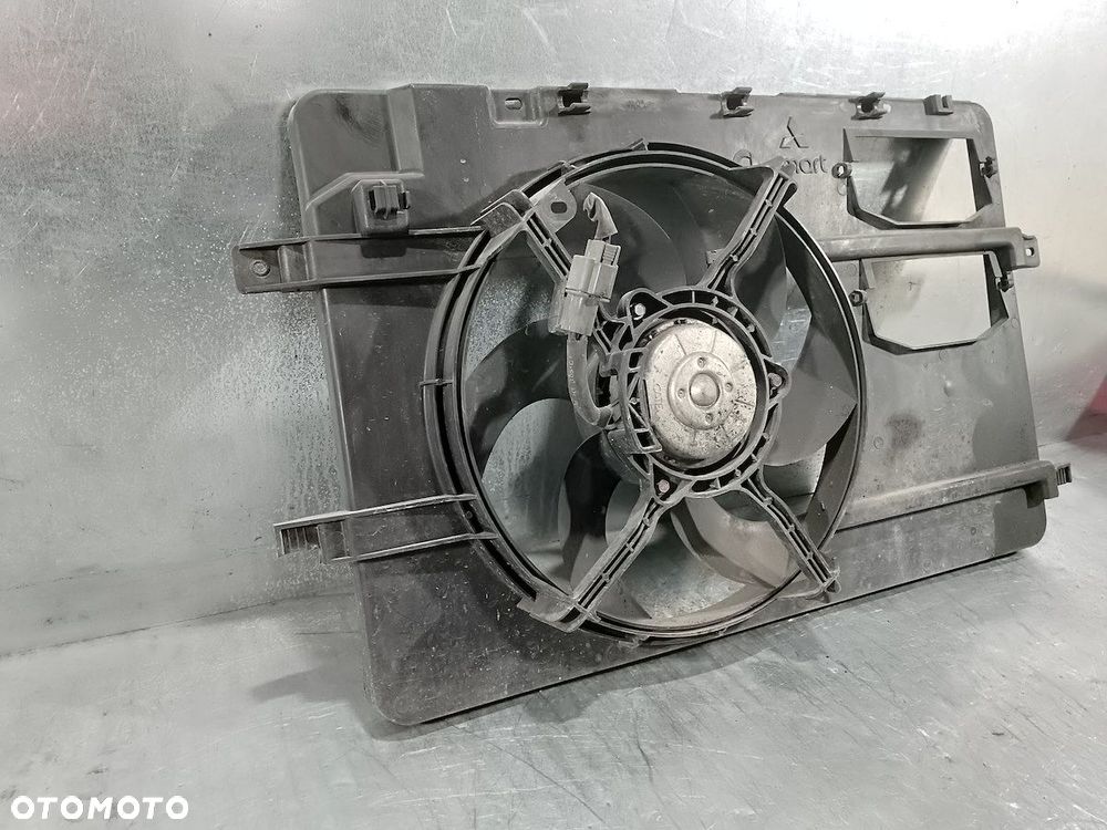 WENTYLATOR CHŁODNICY SMART FORFOUR I 1350A066  A4545001503 1.1 12V - 6