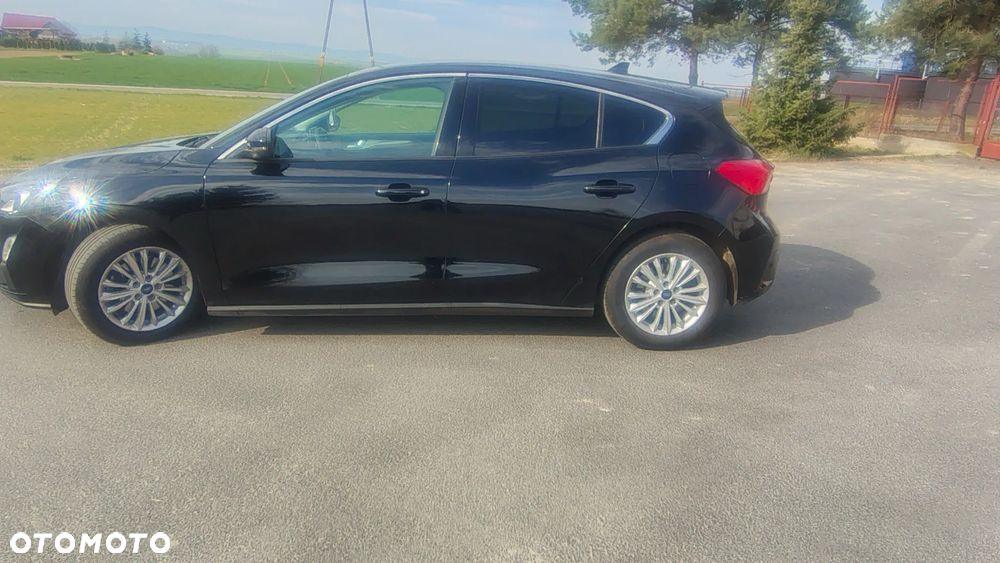 Ford Focus 2.0 EcoBlue Titanium Business - 29