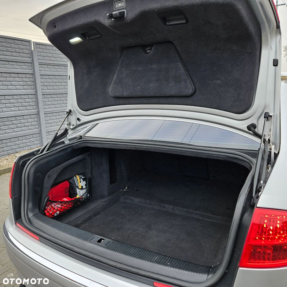 Audi A8 3.0 TDI Quattro - 32