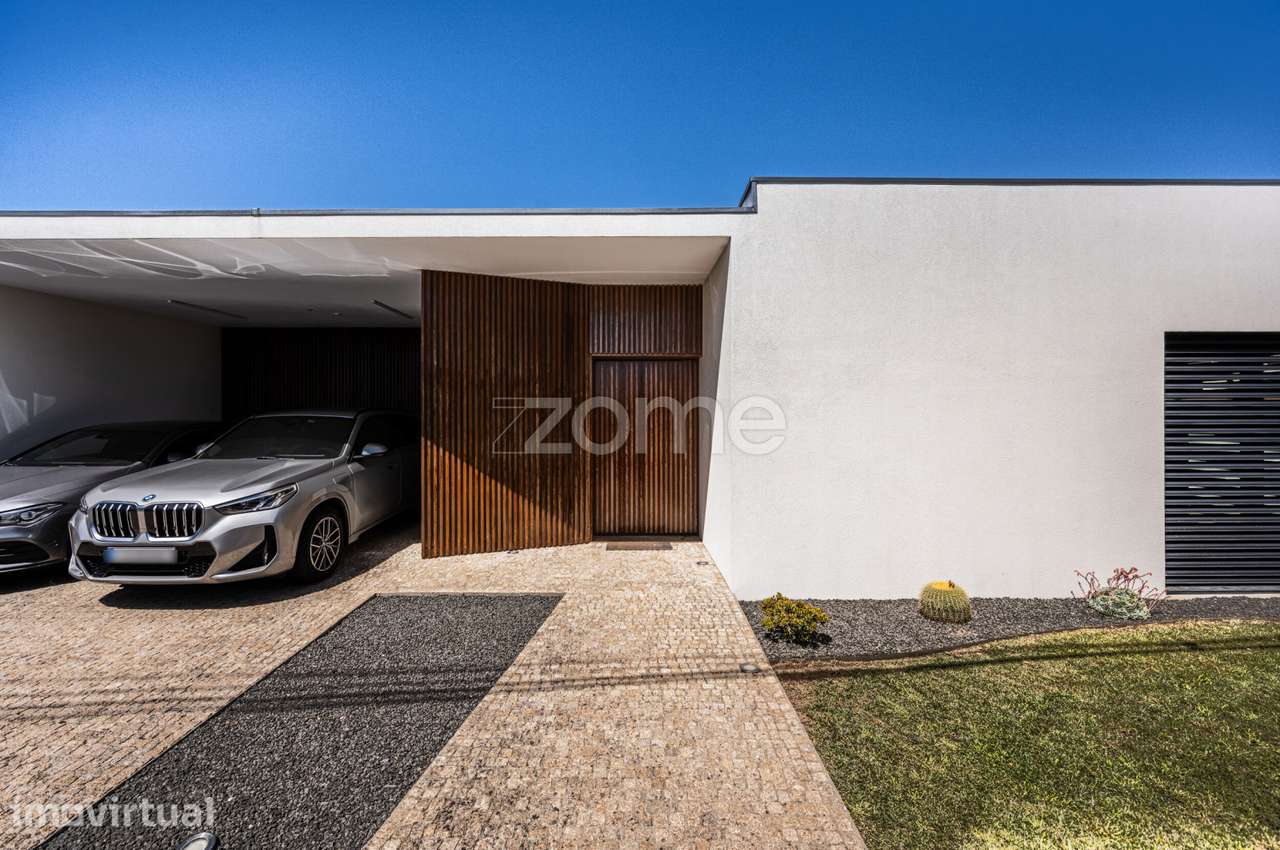 Moradia T3 Térrea Semi-Nova com Terreno de 1.300 m²|Pedroso, V.N.Ga... - Grande imagem: 4/46