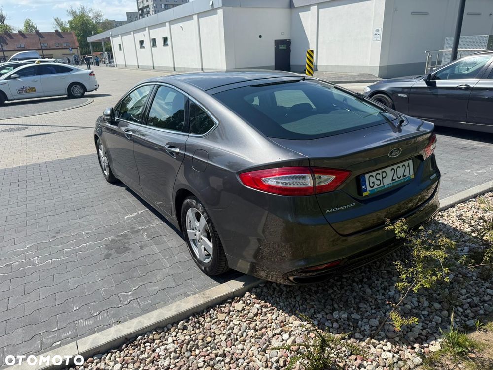 Ford Mondeo 2.0 EcoBoost Titanium - 5