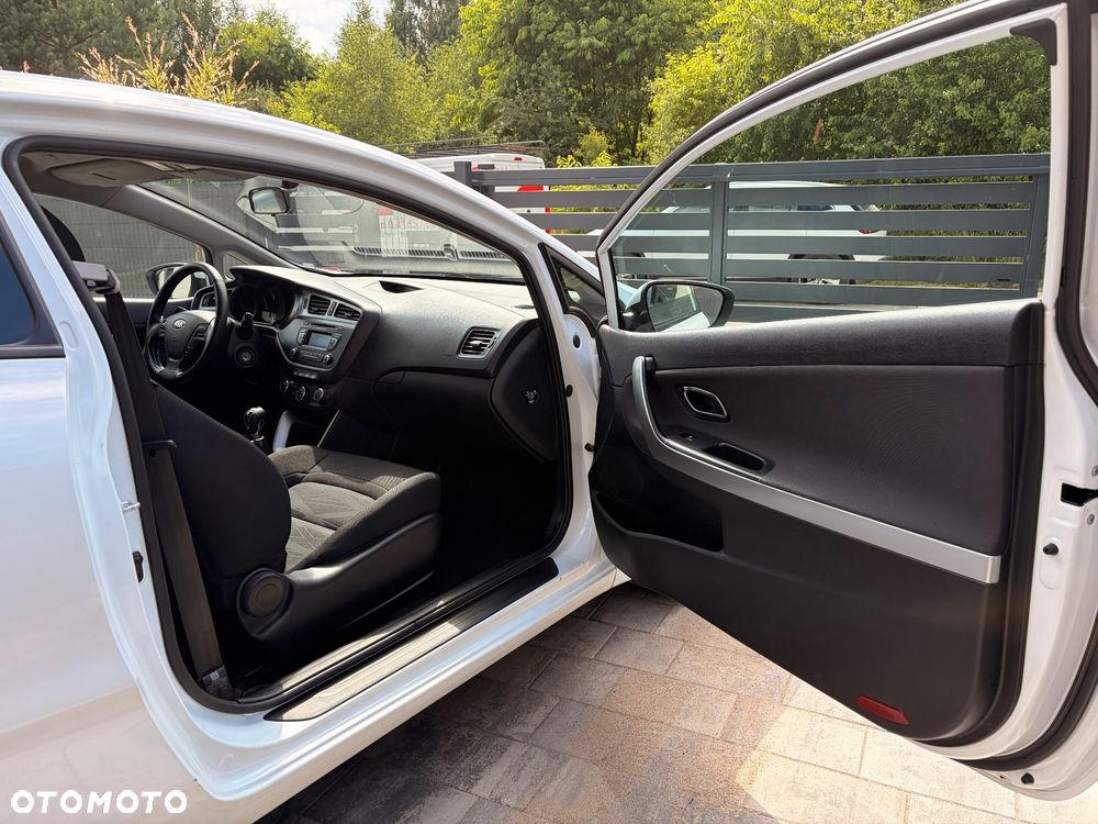 Kia ProCeed 1.6 GDI Vision - 13