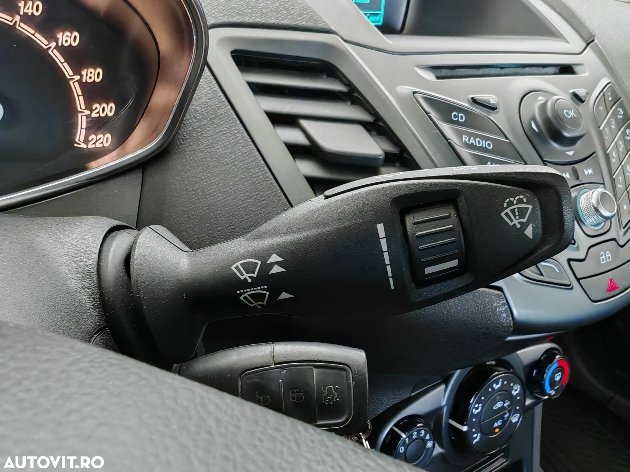 Ford Fiesta 1.0 Trend - 25