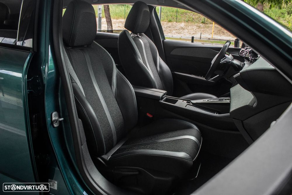 Peugeot 308 SW BlueHDi 130 EAT8 Allure - 25