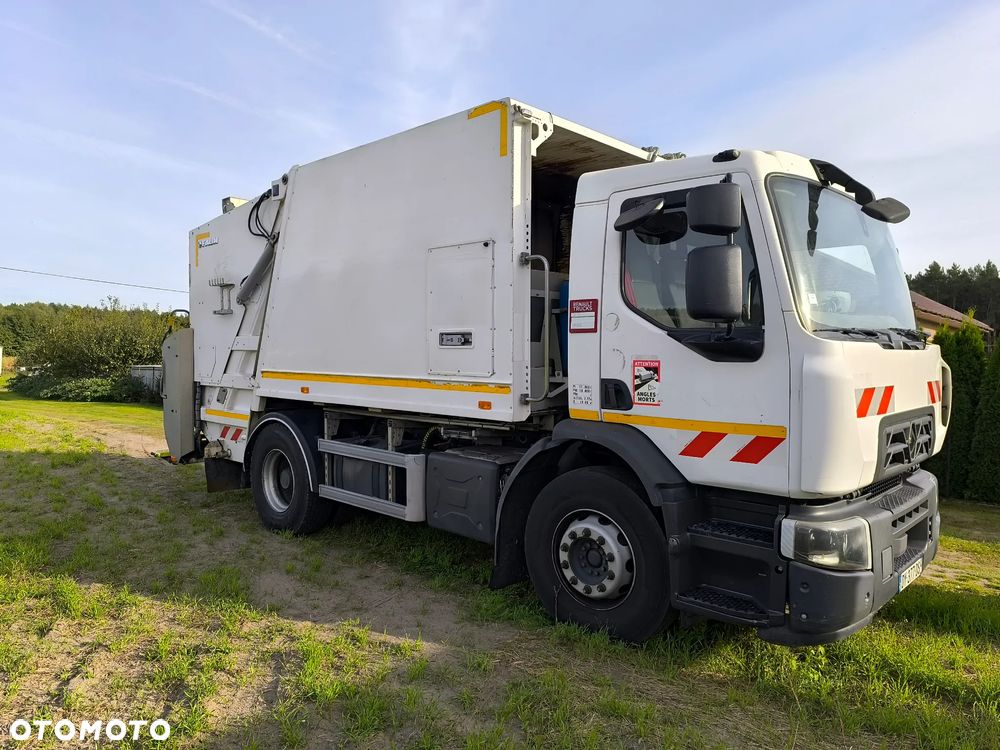 Renault D WIDE C - 21