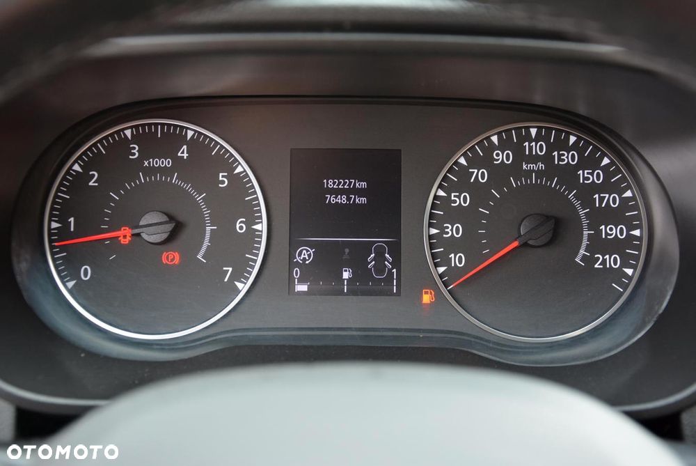 Dacia Duster 1.6 SCe Prestige - 19