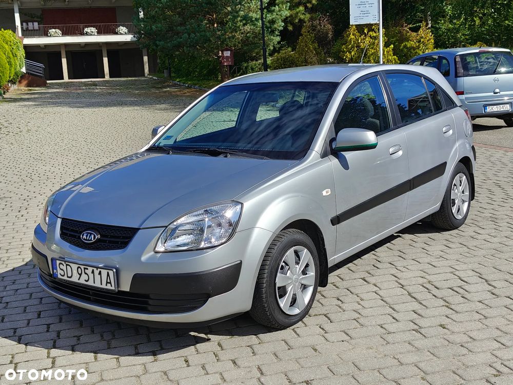 Kia Rio 1.4 Optimum + - 35
