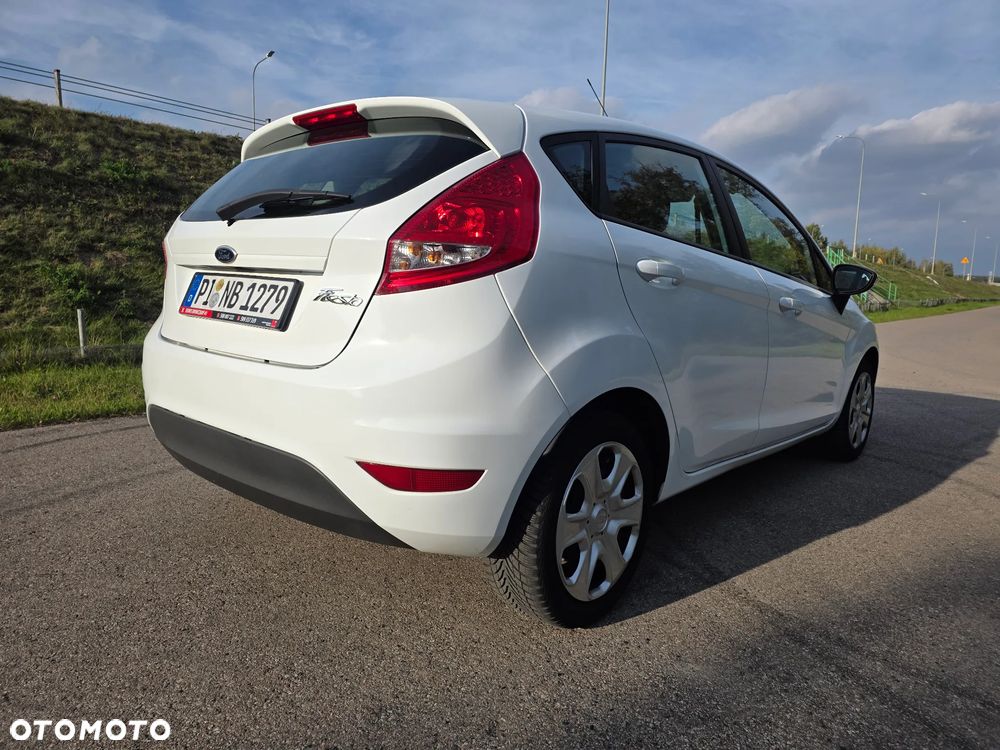 Ford Fiesta - 8