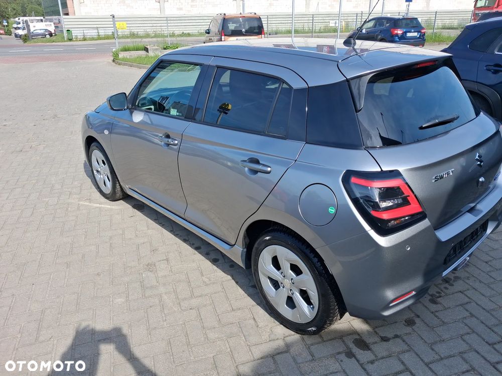 Suzuki Swift 1.2 Dualjet SHVS Premium Plus - 5