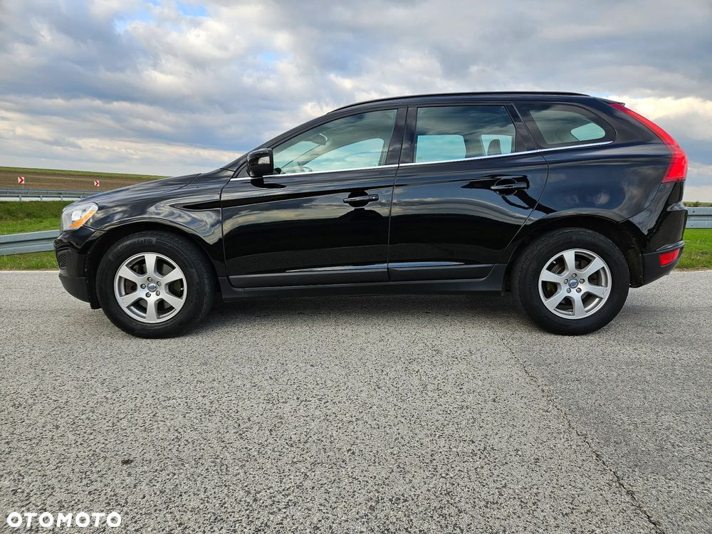 Volvo XC 60 2.4D AWD - 9