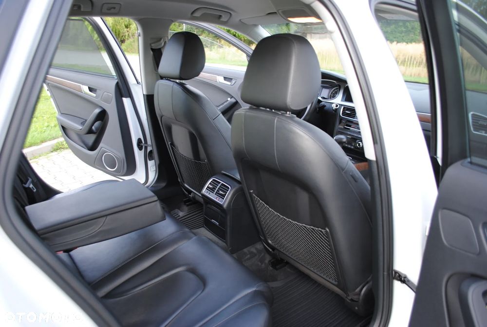 Audi A4 Allroad - 25