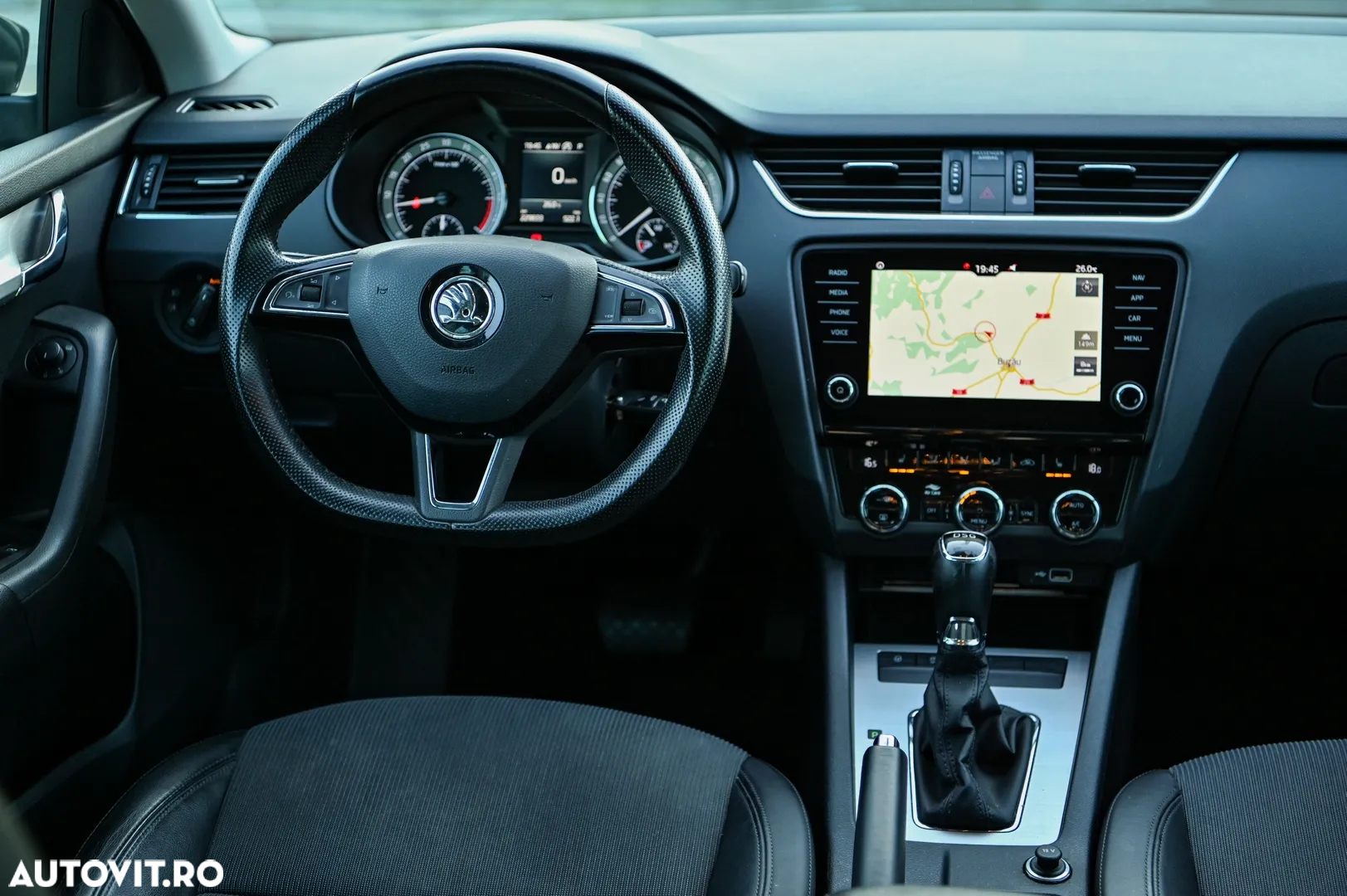 Skoda Octavia Combi Diesel 1.6 TDI DSG Style - 8