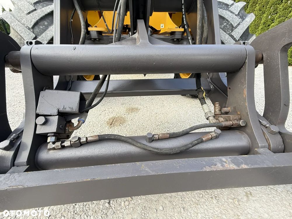 Volvo L30G / ORYGINAŁ / PIĘKNIE UTRZYMANA  / SILNA I SZYBKA / ZADBANA / SPROWADZONA Z NIEMIEC / 407 409 406 60 70 M 506 509 L30 L35 B G - 21