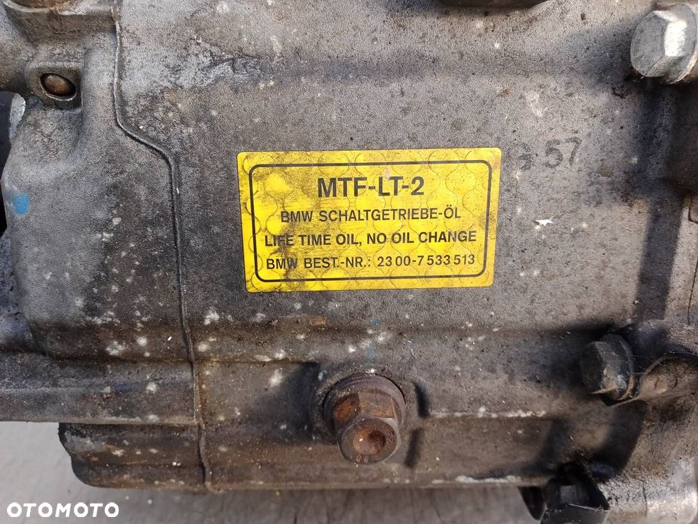 SKRZYNIA BIEGÓW 2300-7533513 BMW E87 - 3