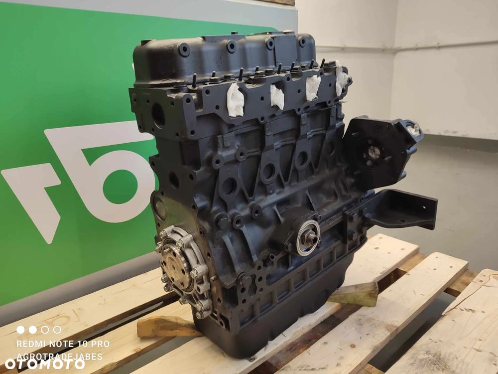 Silnik Komatsu PC 45R-8 (4D84E-3FAE) - 4