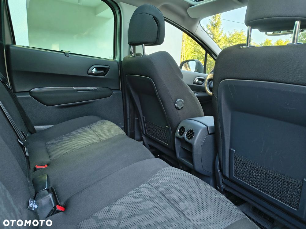 Peugeot 3008 1.6 HDi Business Line - 35