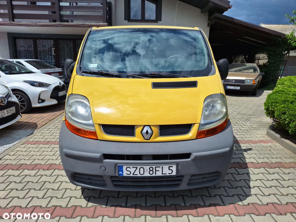 Renault Trafic - 1