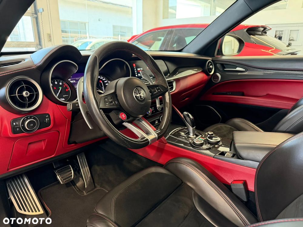 Alfa Romeo Stelvio 2.9 V6 Bi-Turbo Quadrifoglio Q4 - 12