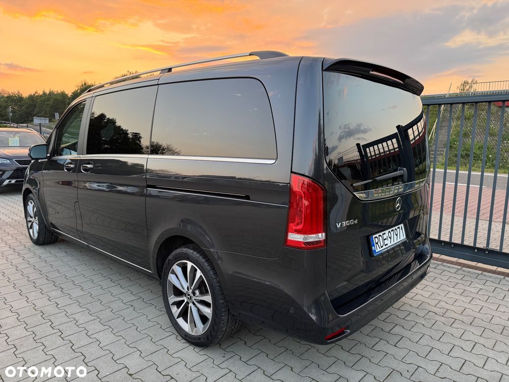 Mercedes-Benz Klasa V 300 d Avantgarde 9G-Tronic (d³ugi) - 4