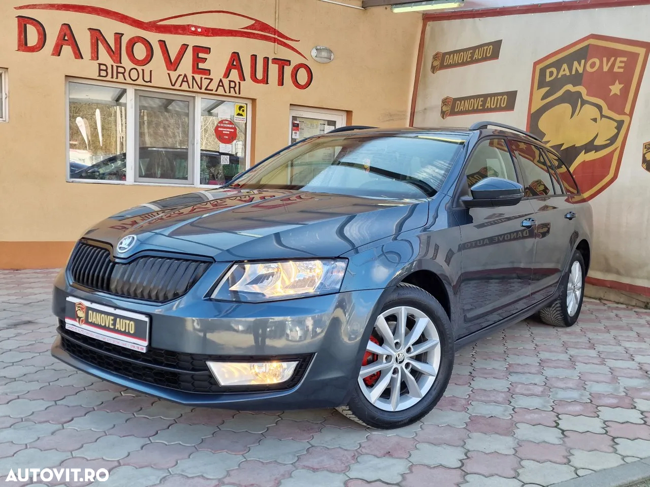 Skoda Octavia Combi 2.0 TDI (Green tec) DSG Ambition - 9