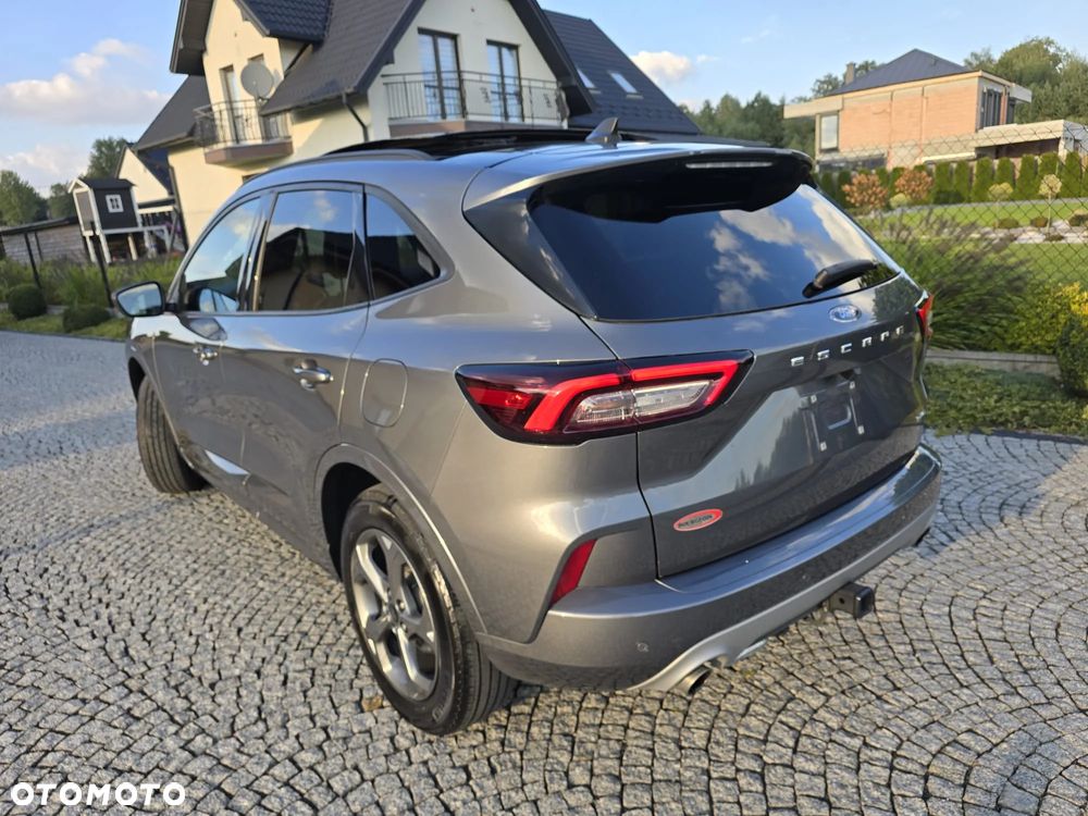 Ford Kuga - 2