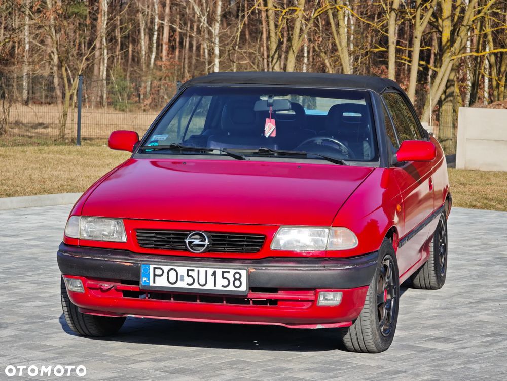 Opel Astra 1.6 GT - 3