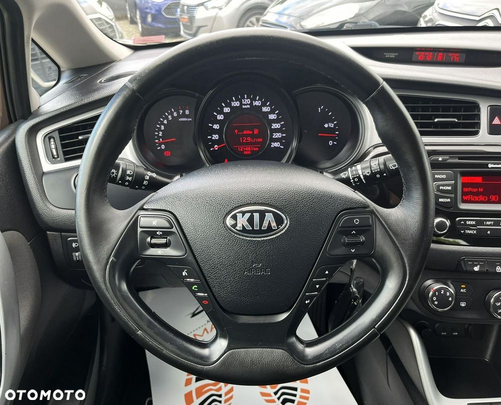 Kia Ceed 1.6 GDI M - 12