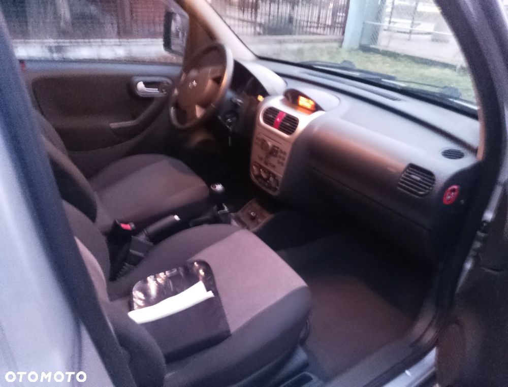 Opel Combo - 14