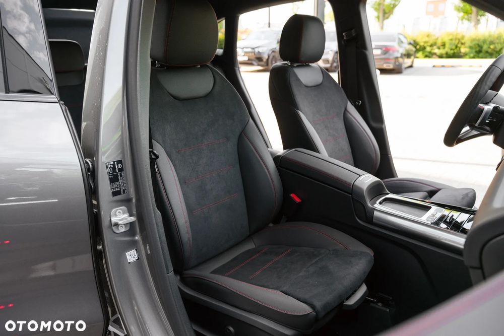 Mercedes-Benz GLA 200 AMG Line - 16