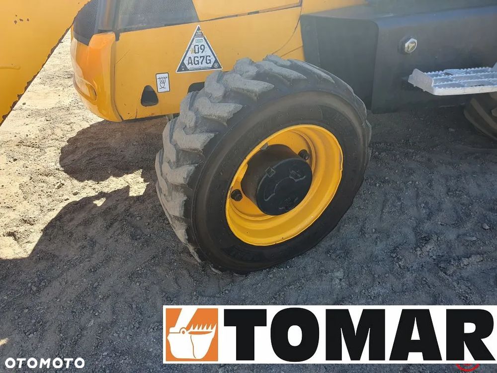 JCB MIDI CX  2013r - 17